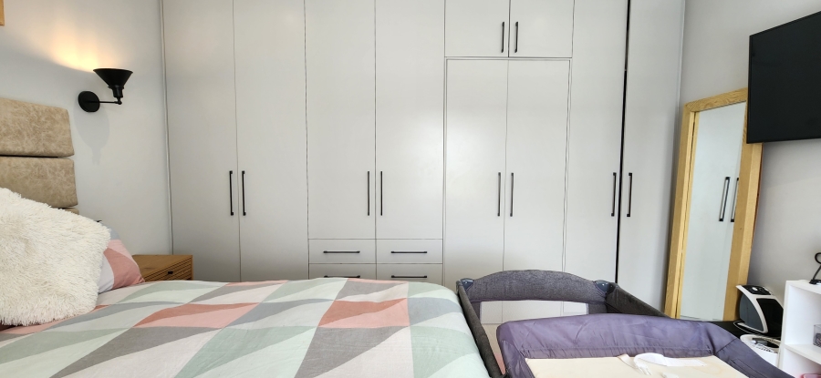 To Let 2 Bedroom Property for Rent in Parklands North Western Cape